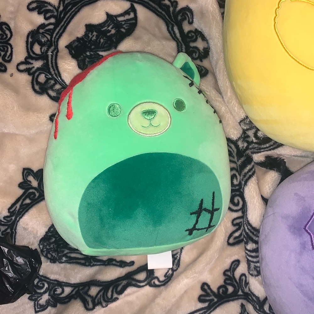 Gobo Zachary zombie bear custom 1 of 1 squishmallow NWT